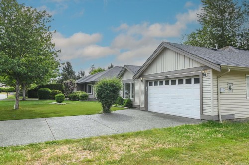 2261 Murrelet Dr, Comox, BC 