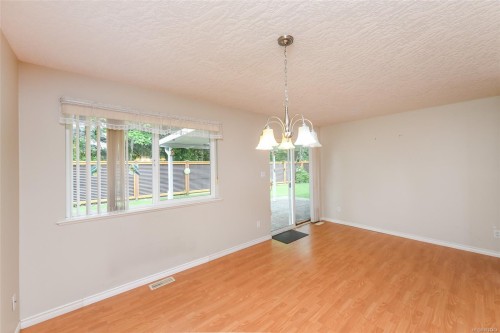 2261 Murrelet Dr, Comox, BC 