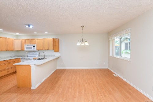 2261 Murrelet Dr, Comox, BC 