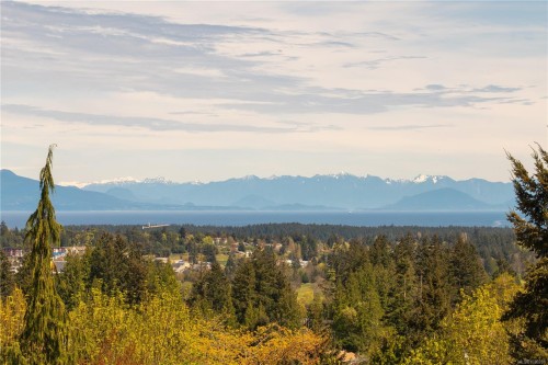 #101-2302 Arbot Rd  Nanaimo, BC V9R 6S8