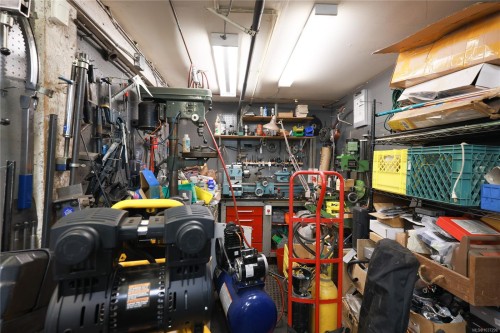 390 Moss St, Victoria, BC 