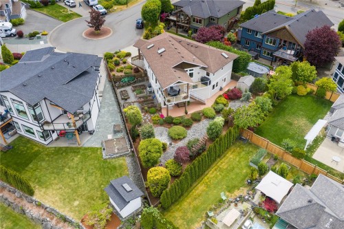 605 Stevens Pl, Ladysmith, BC 