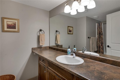 885 Timberline Dr, Campbell River, BC 