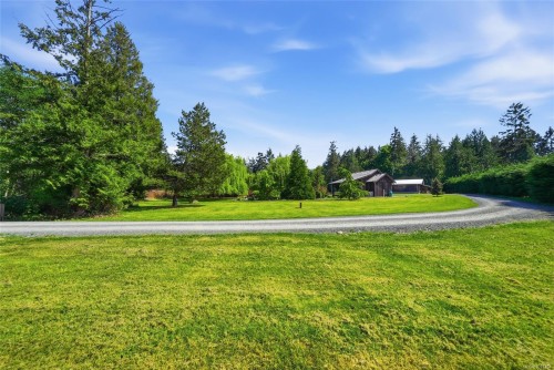 859 Andreef Rd, Qualicum Beach, BC 