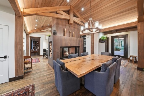 859 Andreef Rd, Qualicum Beach, BC 