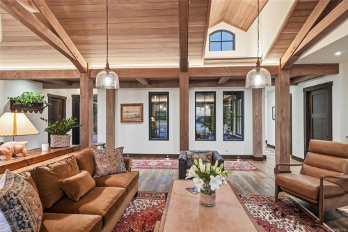 859 Andreef Rd, Qualicum Beach, BC 