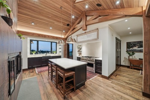 859 Andreef Rd, Qualicum Beach, BC 