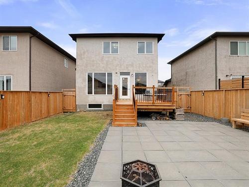 59 Kilroy St, Winnipeg, MB 