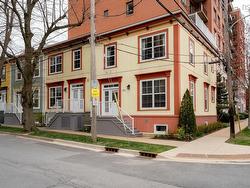 2303 Princess Place  Halifax, NS B3K 4K5
