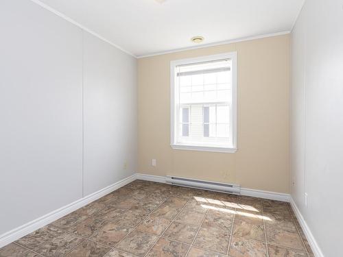 25 Pinehurst Street, Amherst, NS 