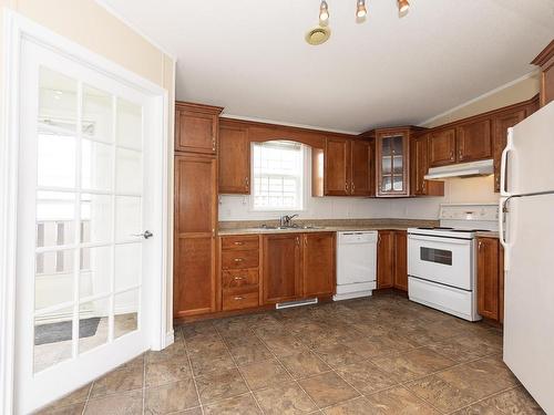 25 Pinehurst Street, Amherst, NS 