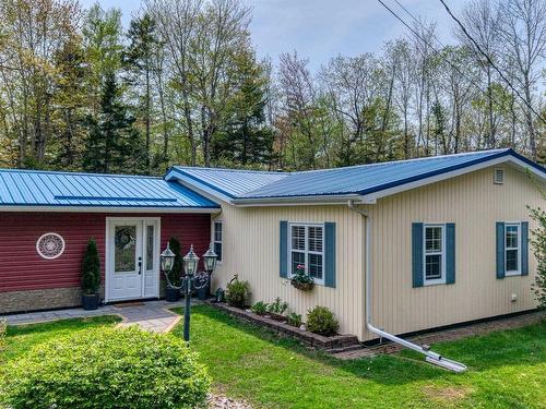 245 Forest Drive, Hemford, NS 