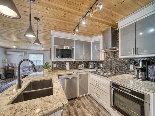 245 Forest Drive, Hemford, NS 