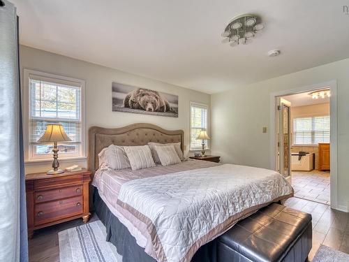245 Forest Drive, Hemford, NS 