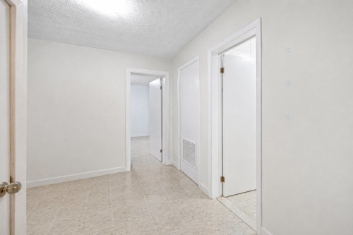 Hall d'entrée/Vestibule - 5541 Av. Macdonald, Hampstead, QC - Indoor Photo Showing Other Room
