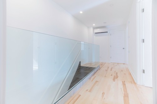 Passageway - 6205 Rue De St-Vallier, Montréal (Rosemont/La Petite-Patrie), QC - Indoor Photo Showing Other Room