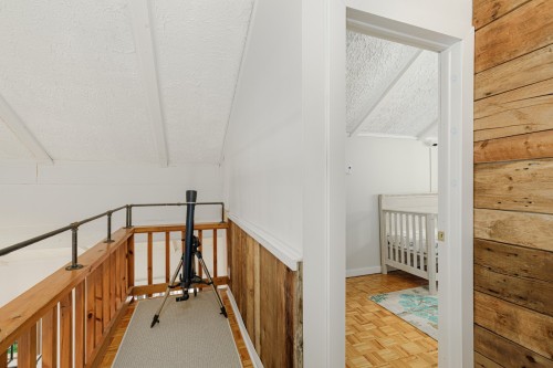 Mezzanine - 115  - 115A Rue Diana, Sainte-Agathe-Des-Monts, QC - Indoor Photo Showing Other Room