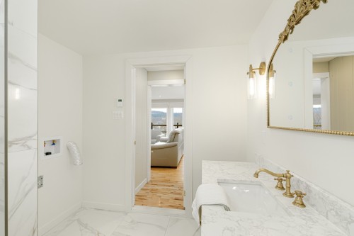 Dwelling - 115  - 115A Rue Diana, Sainte-Agathe-Des-Monts, QC - Indoor Photo Showing Bathroom