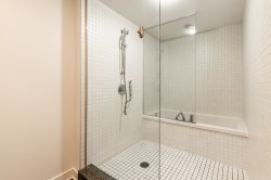 Master Bathroom - 