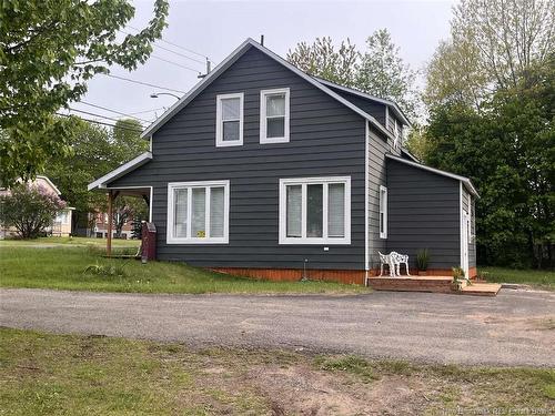 433 Pleasant Dr, Minto, NB 