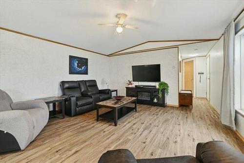 34 Warren Rd, St Clements, MB 