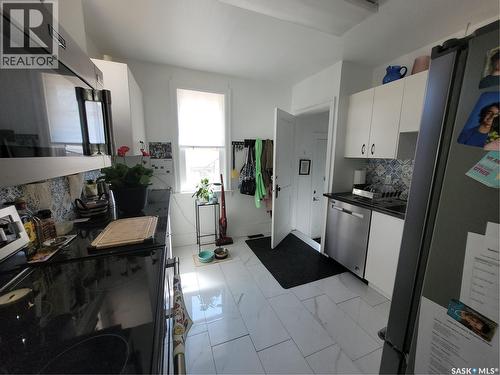 916 6Th Avenue N, Saskatoon, SK 