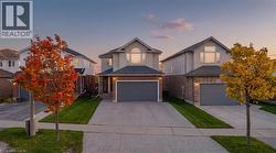 113 HOLLYRIDGE Crescent  Kitchener, ON N2N 3N5