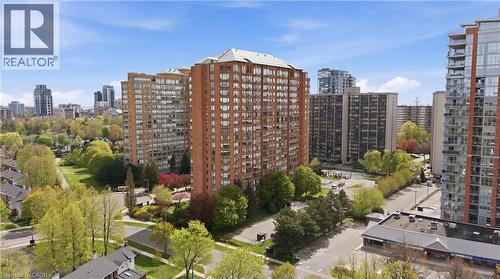1270 MAPLE CROSSING Boulevard Unit# 208  Burlington, ON L7S 2J3