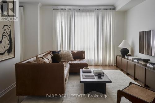 12 RUMNEY STREET  Markham, ON L6C 0Z6