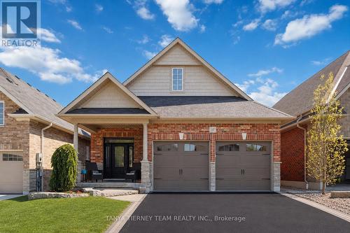 37 NATHAN AVENUE  Whitby, ON L1M 0K2