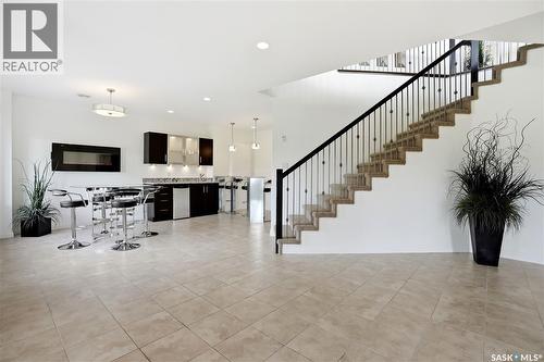 2431 Linner Bay, Regina, SK - Indoor