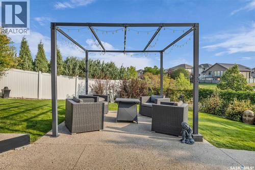 2431 Linner Bay, Regina, SK - Outdoor
