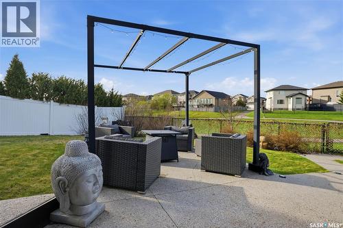 2431 Linner Bay, Regina, SK - Outdoor
