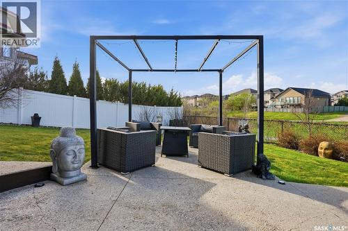 2431 Linner Bay, Regina, SK - Outdoor