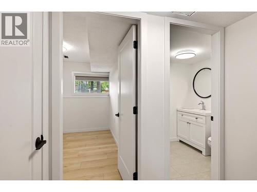 1946 Tranquille Road Unit# 9, Kamloops, BC - Indoor Photo Showing Other Room