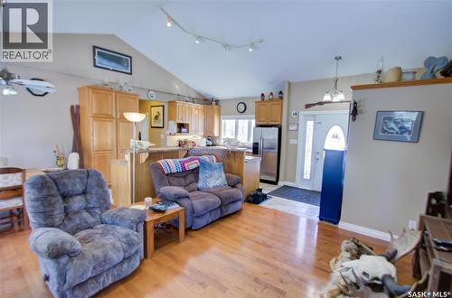 120 1St Avenue E, Love, SK - Indoor Photo Showing Living Room