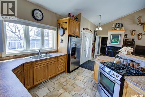 120 1St Avenue E, Love, SK - Indoor Photo Showing Kitchen With Double Sink