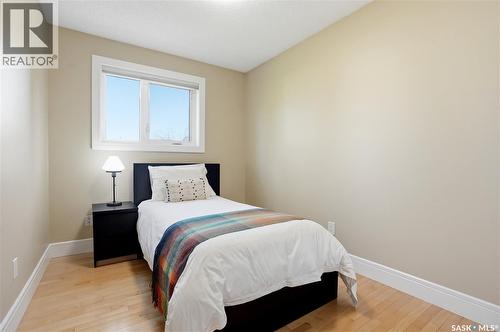 239 Scissons Court, Saskatoon, SK - Indoor Photo Showing Bedroom