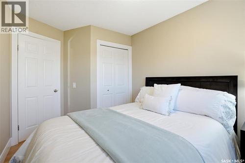239 Scissons Court, Saskatoon, SK - Indoor Photo Showing Bedroom