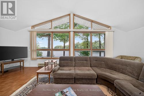 37 Smithpine Crescent, Mckellar, ON 