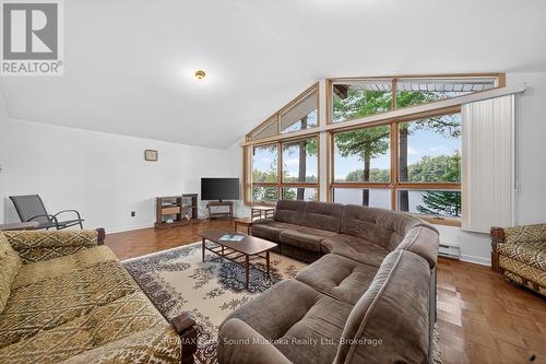37 Smithpine Crescent, Mckellar, ON 