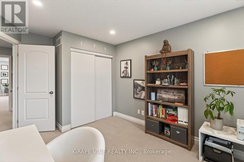 112 Hawkshaw Crescent, Ottawa, ON - Indoor Photo Showing Other Room