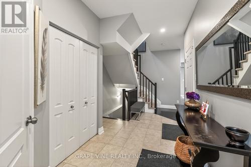 112 Hawkshaw Crescent, Ottawa, ON - Indoor Photo Showing Other Room