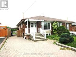 100 SNOWOOD COURT Toronto, ON M3N 1E8