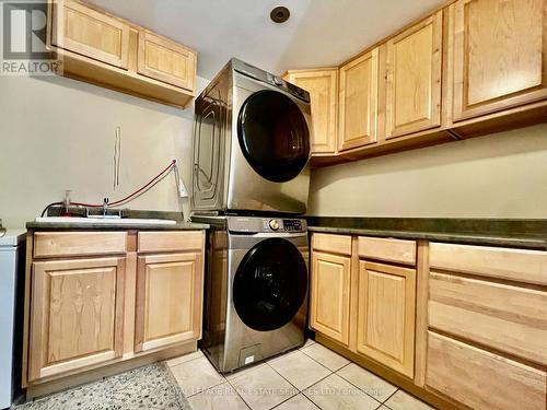 Laundry Room - 906 Burrows Gate, Milton, ON - Indoor Photo Showing Laundry Room