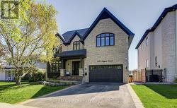2194 HAYGATE CRESCENT  Mississauga, ON L5K 1L5