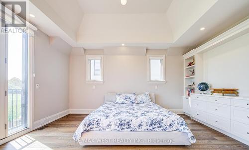 2194 Haygate Crescent, Mississauga, ON - Indoor Photo Showing Bedroom