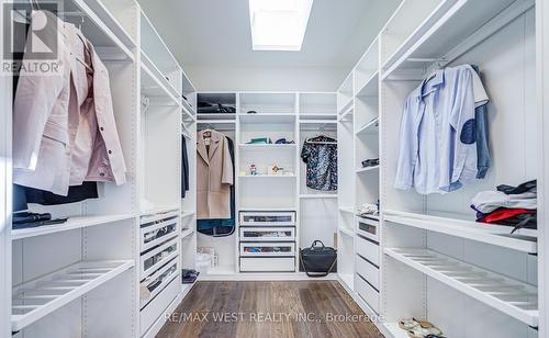 2194 Haygate Crescent, Mississauga, ON - Indoor With Storage