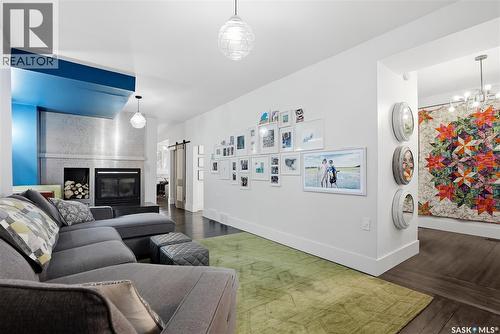316 E Avenue N, Saskatoon, SK - Indoor With Fireplace
