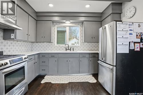 316 E Avenue N, Saskatoon, SK - Indoor Photo Showing Kitchen With Upgraded Kitchen